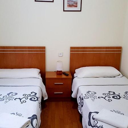 Hostal Machin Мадрид Экстерьер фото