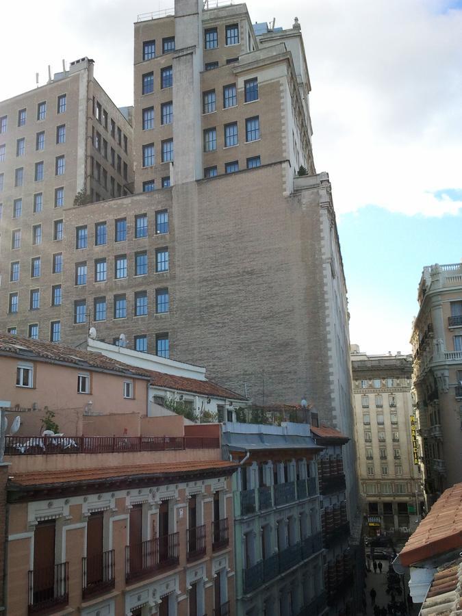 Hostal Machin Мадрид Экстерьер фото